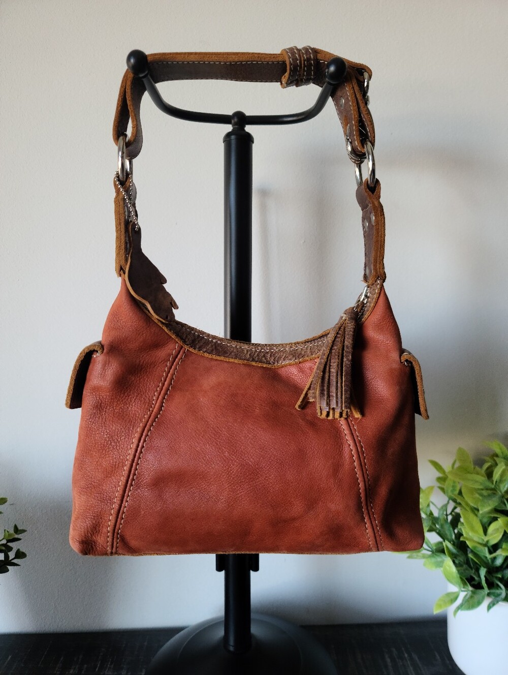 Roots Rare Burnt Orange Leather Shoulder Bag